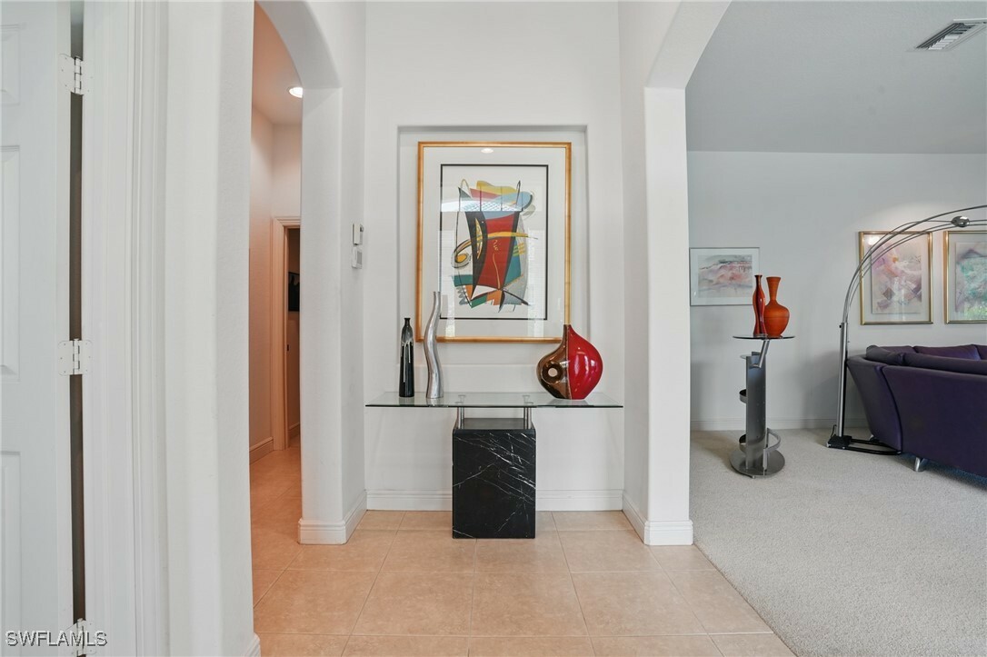 Property Photo: 878 Vistana Circle 50 FL 34119