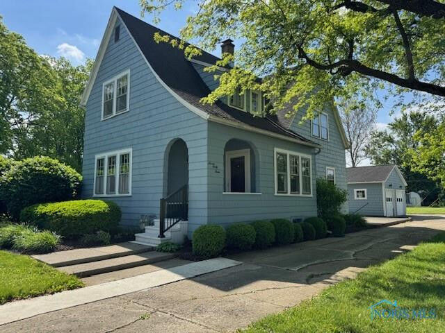 Property Photo:  743 E Lincoln Street  OH 45840 