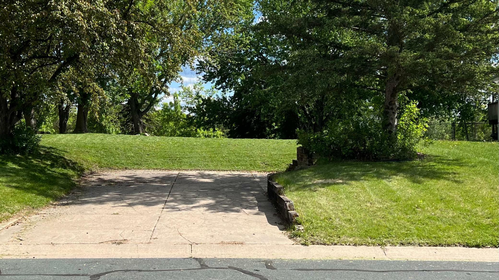 Property Photo: 5512 Sunset Circle MN 55373