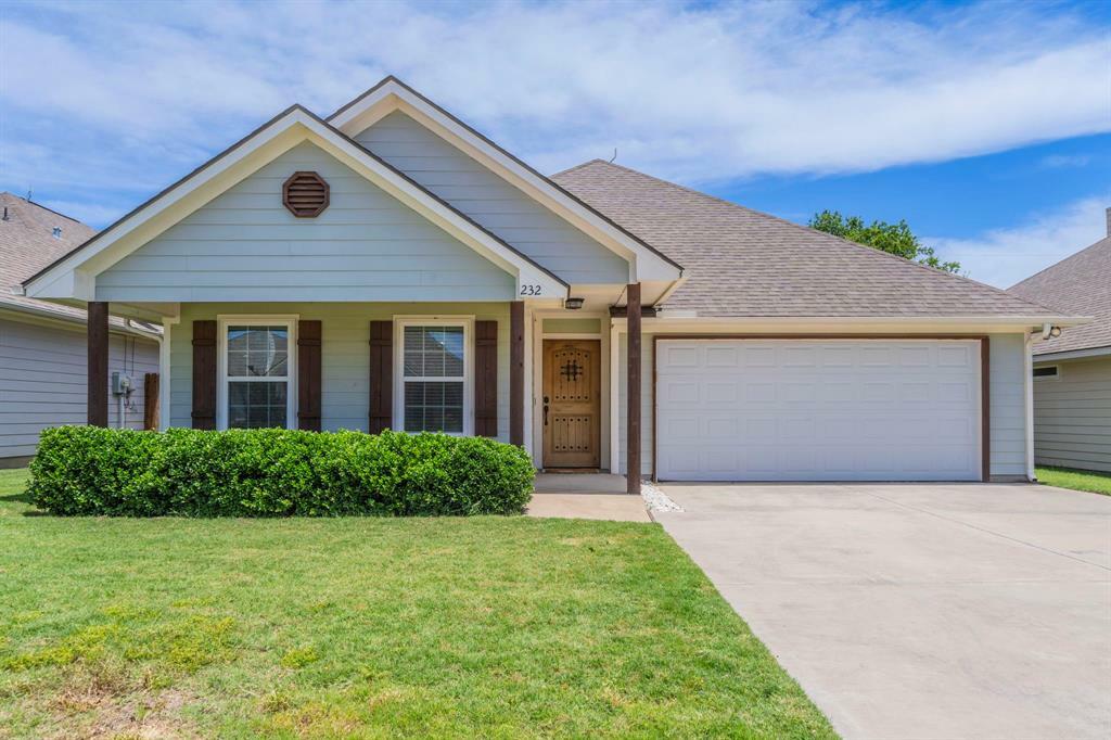 Property Photo: 232 Lovers Path Drive TX 76082