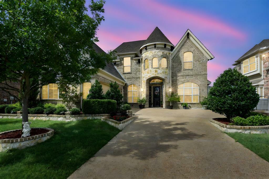 Property Photo: 215 Dominion Drive TX 75098