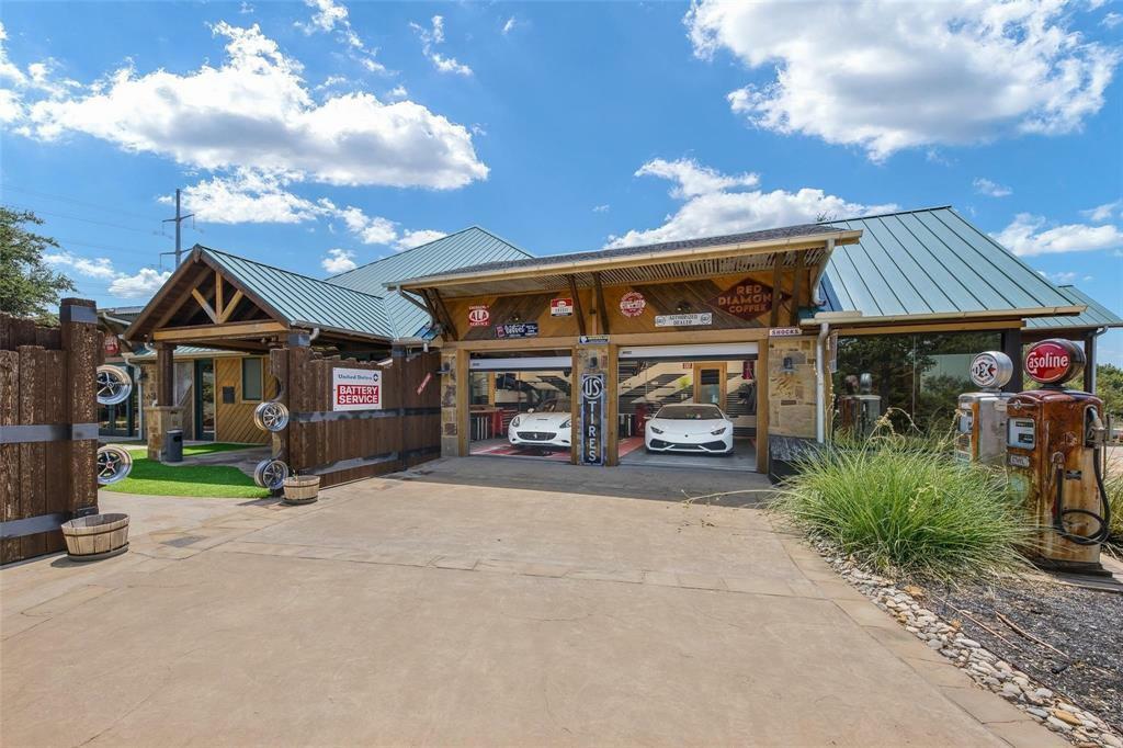Property Photo: 14250 Chaparral Lane TX 76262