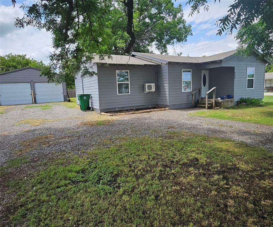 Property Photo:  400 Randall Street  TX 76078 
