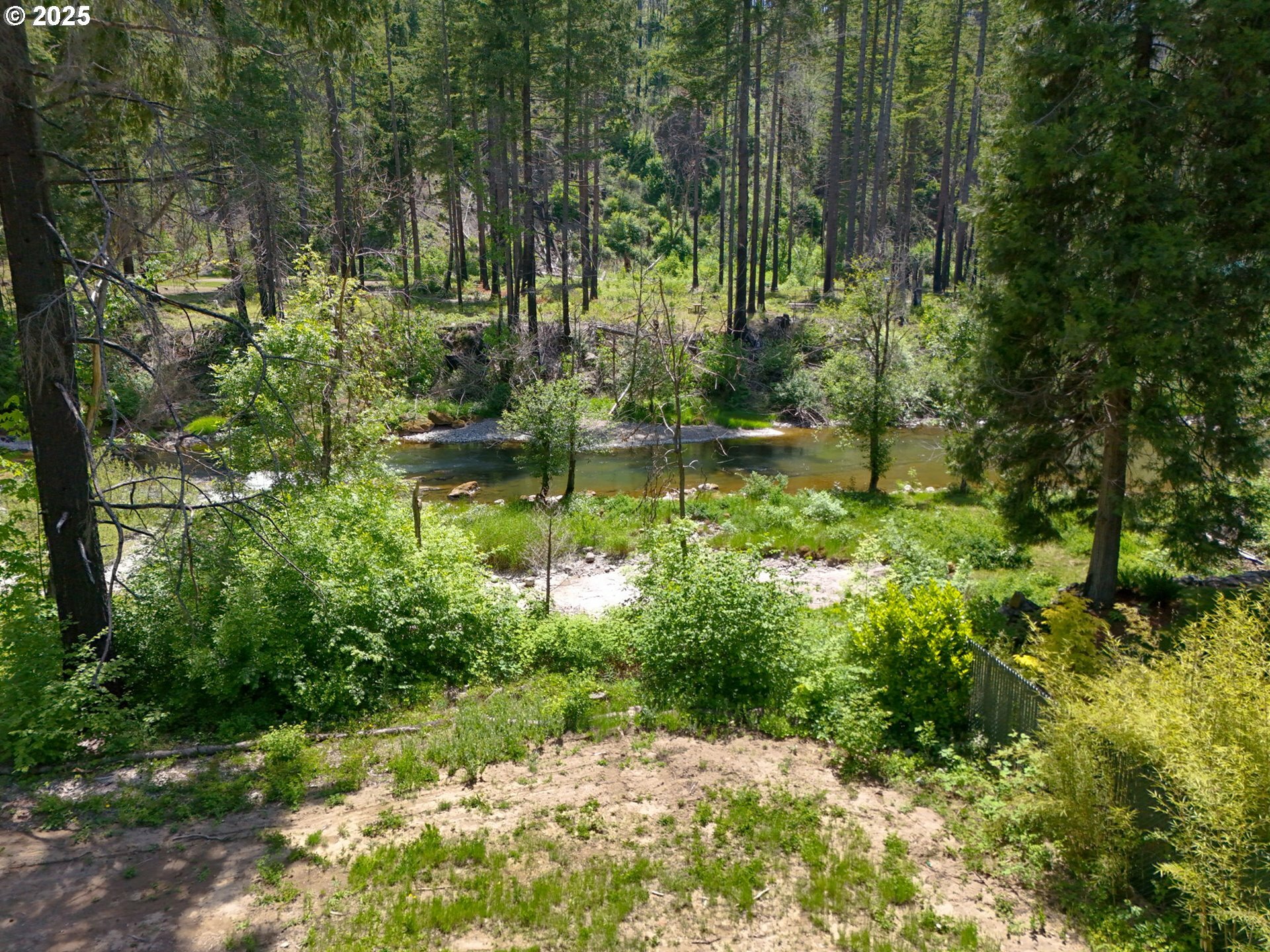 Property Photo: 91303 Blue River Rd OR 97413