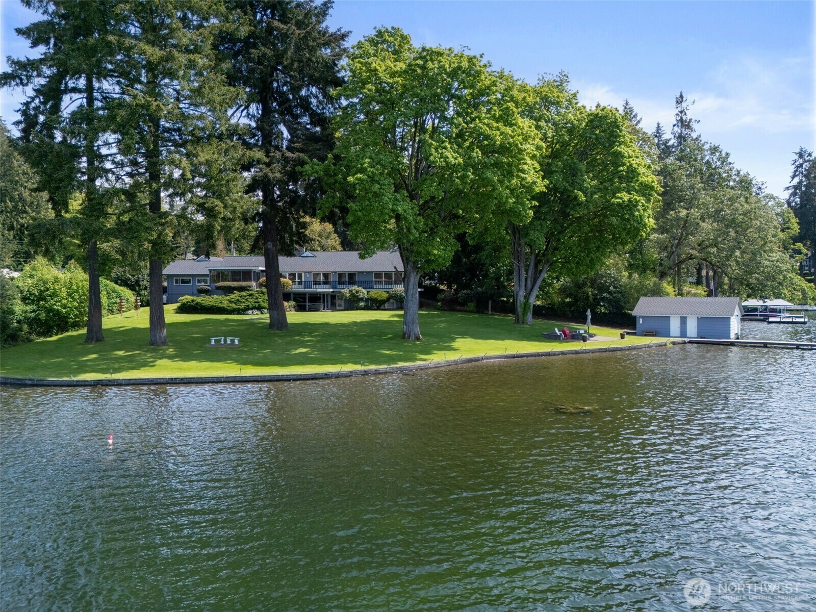 9138  Edgewater Drive SW  Lakewood WA 98499 photo