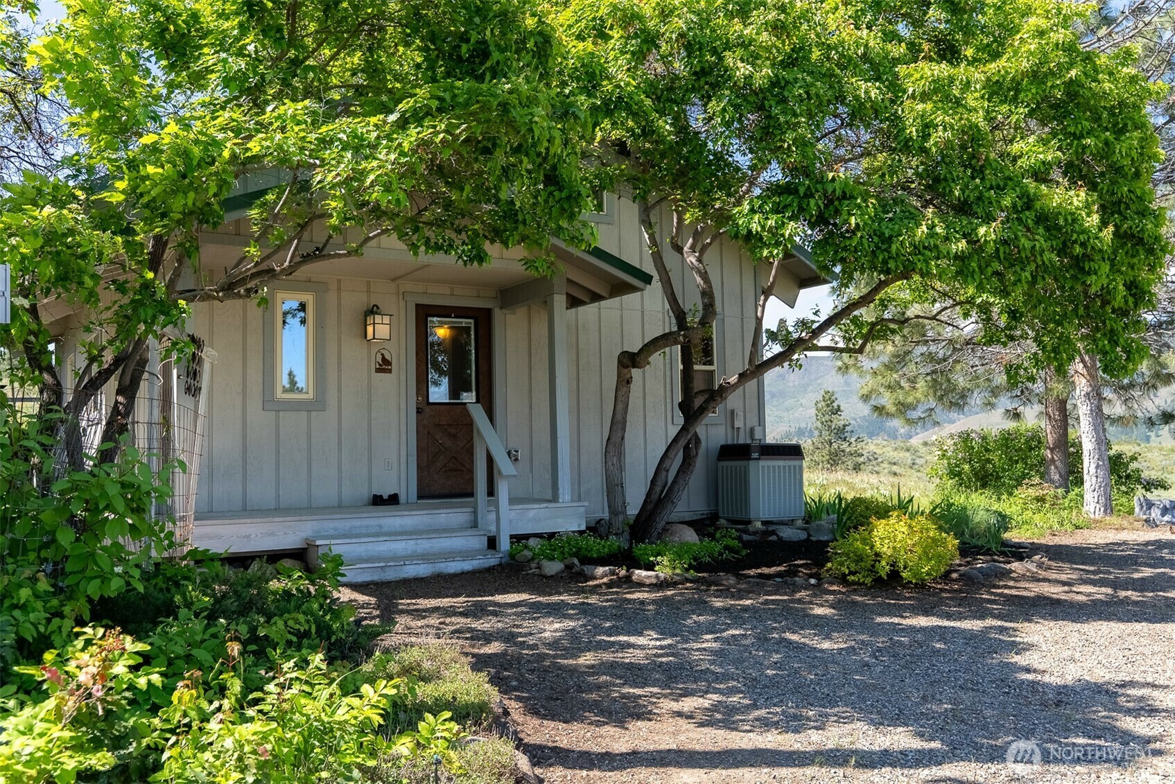 102 A  Vintin Road  Carlton WA 98814 photo