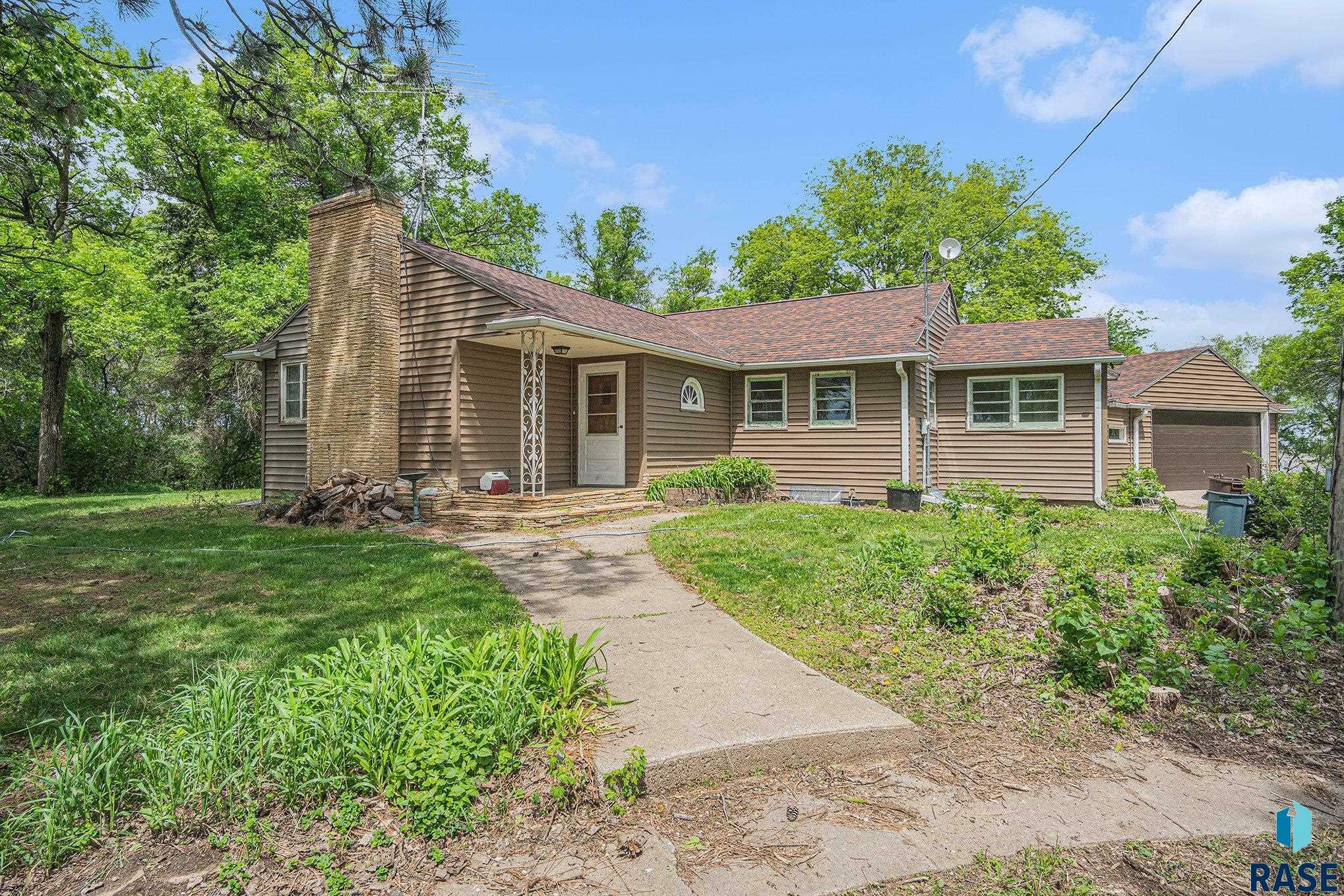 Property Photo: 45442 231st St SD 57042