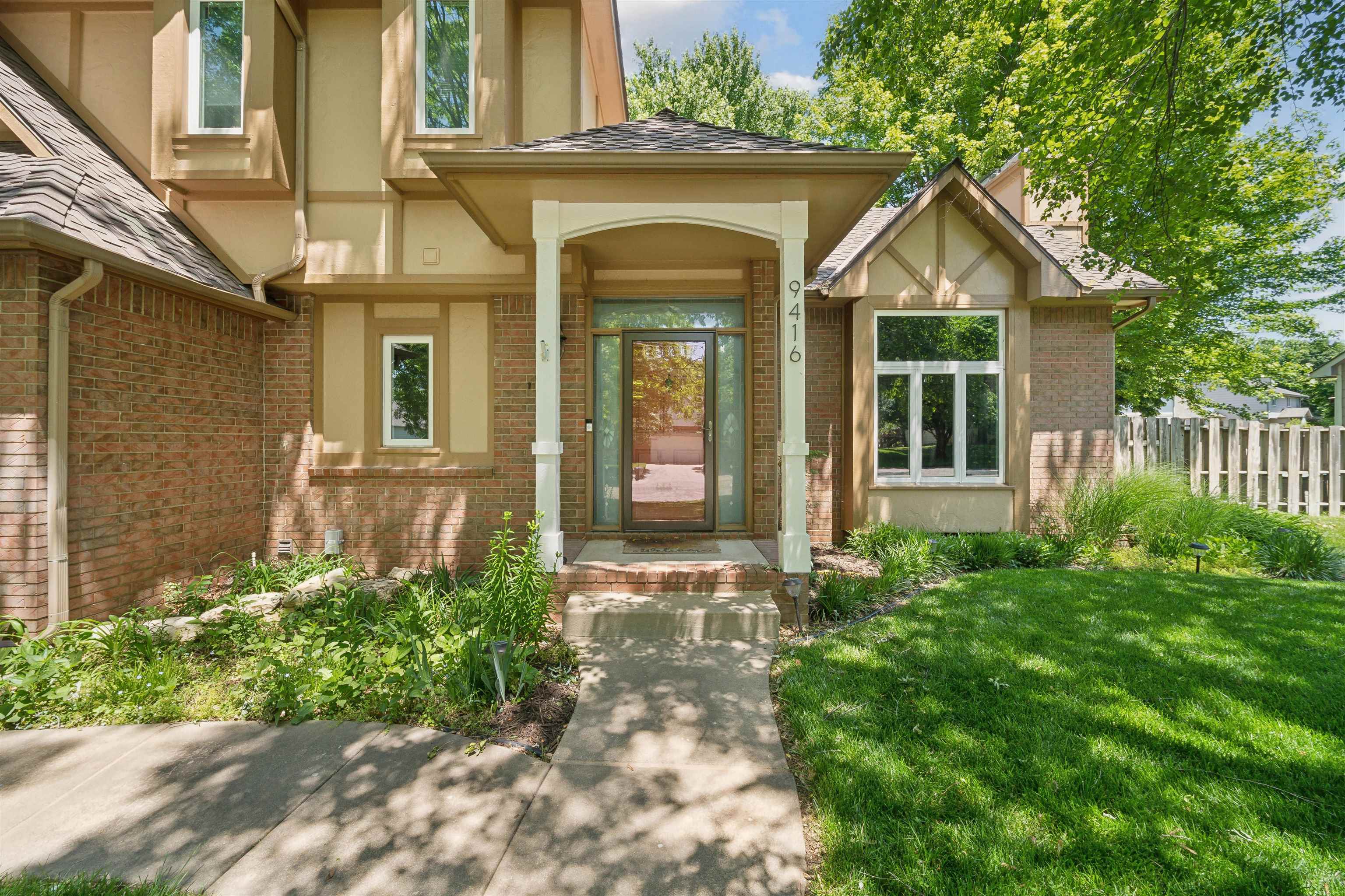 Property Photo: 9416 W Wyncroft St KS 67205
