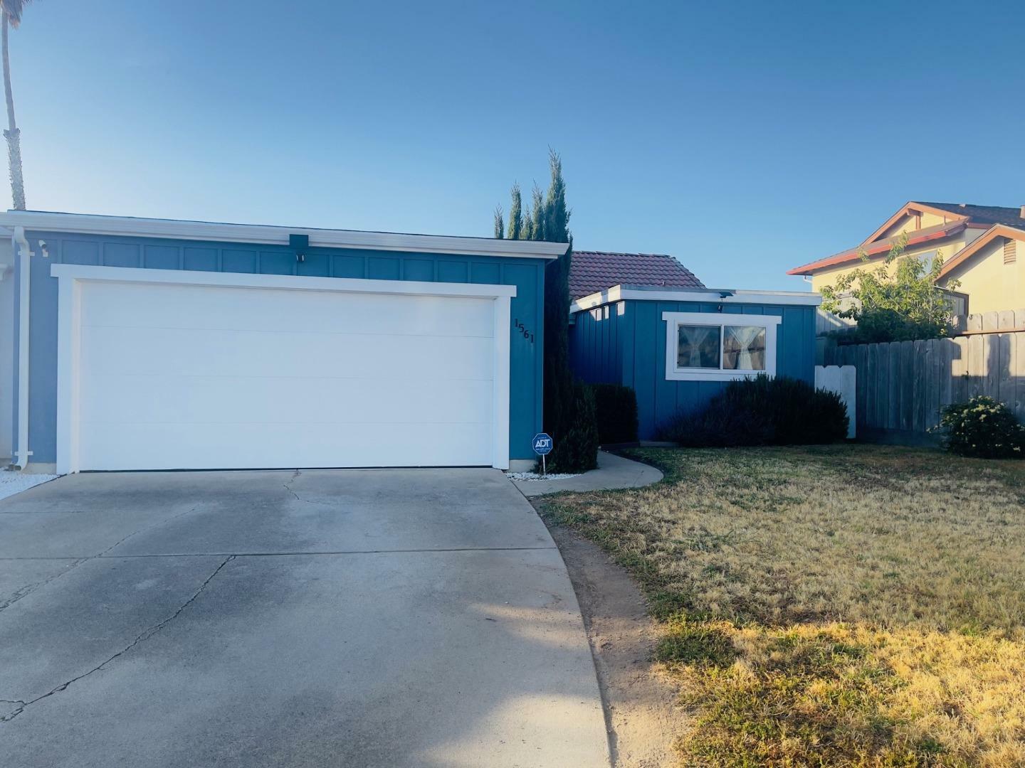 1561 Valdez Circle  Salinas CA 93906 photo