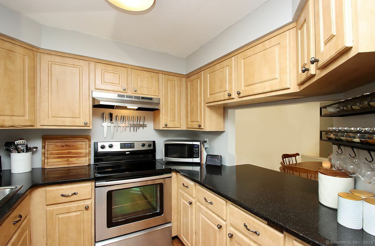 Property Photo: 198 Mattabasset Drive 198 CT 06450