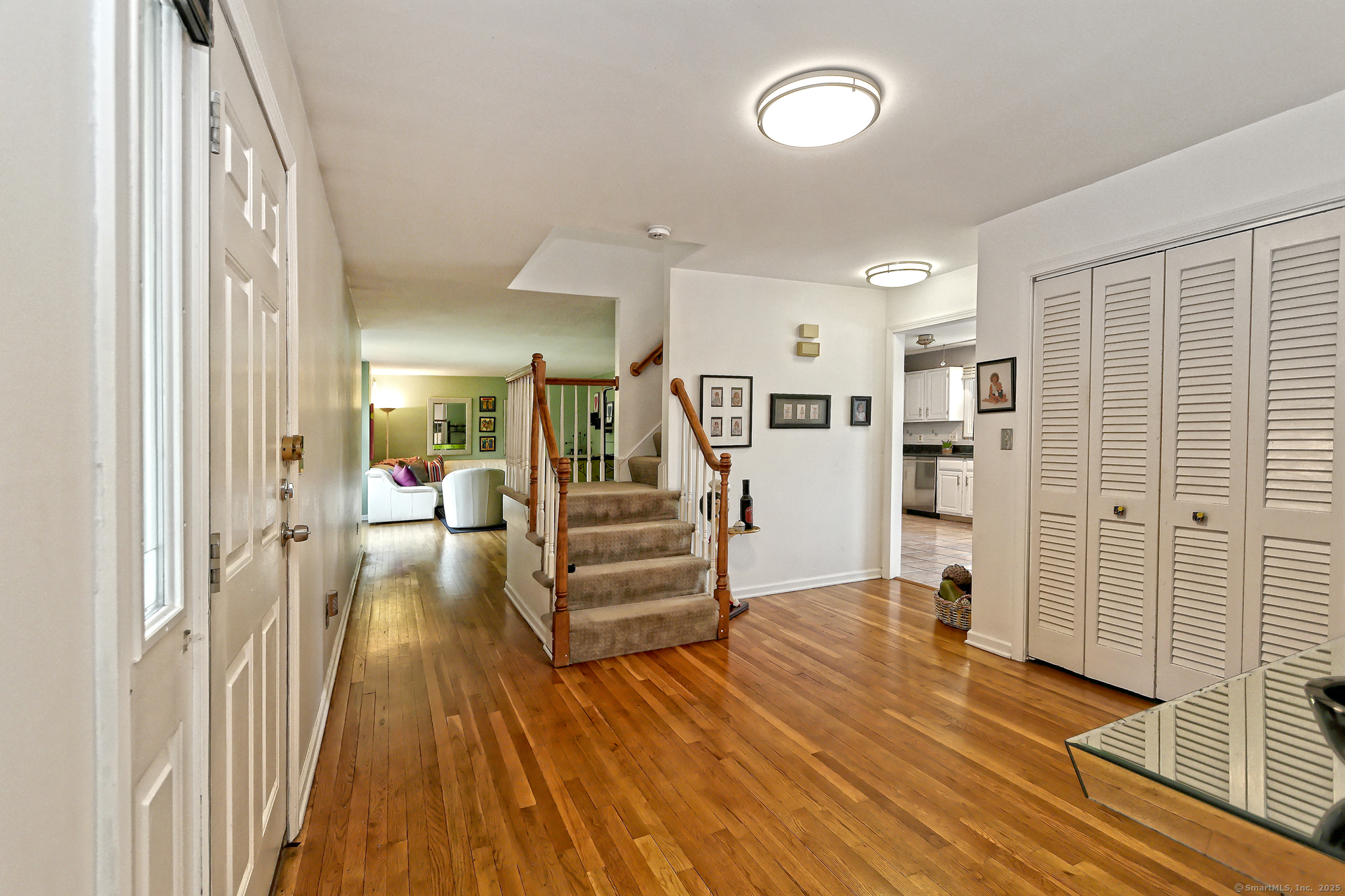 Property Photo: 660 Cedar Grove CT 06477