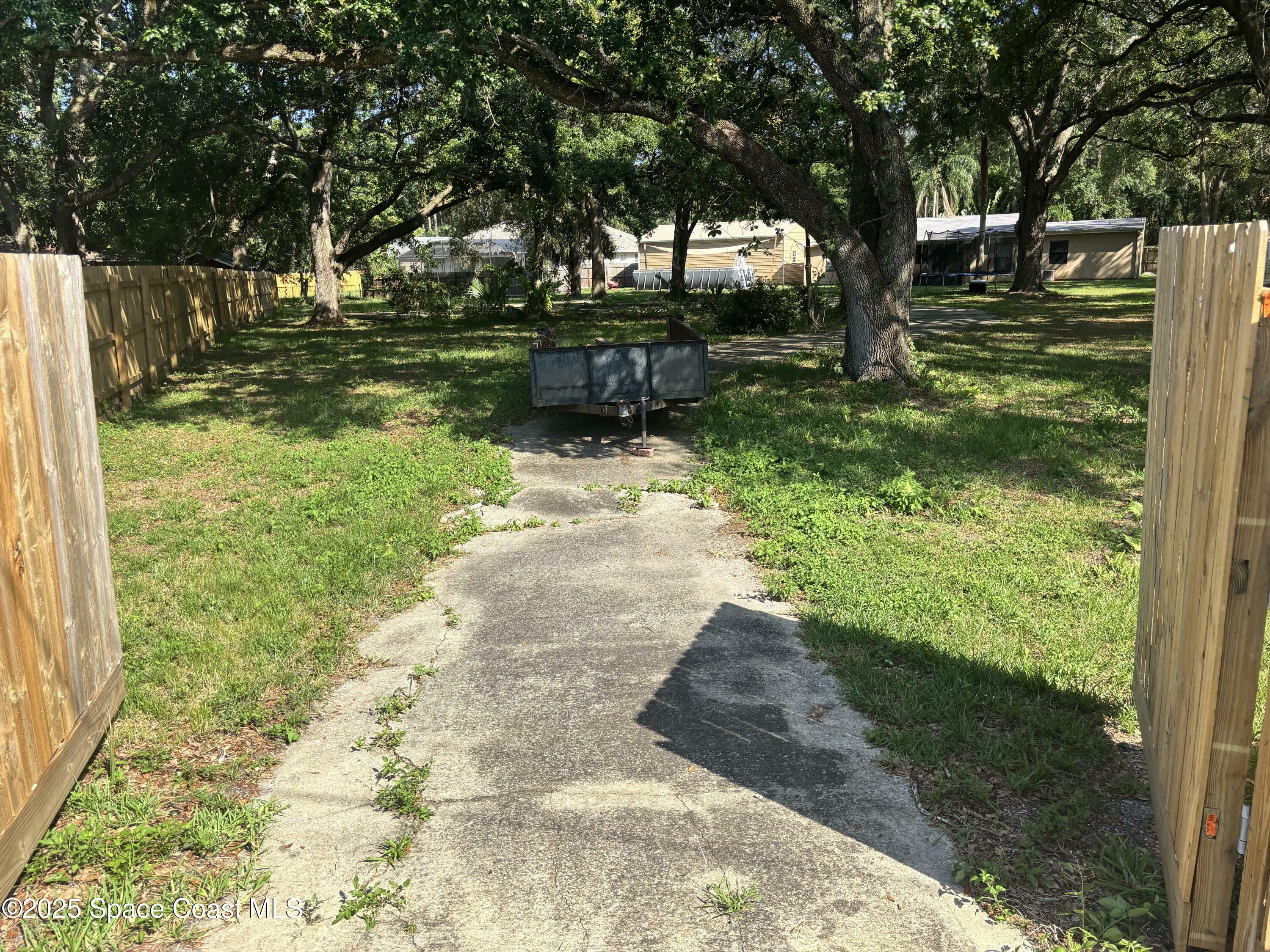 Property Photo: 0000 Birch Dr FL 32927