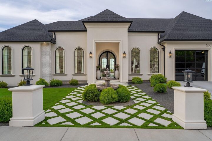 Property Photo:  5410 Hershey Lane  WA 99353 