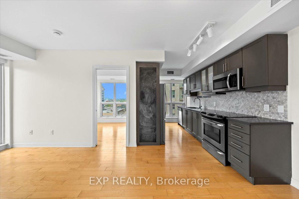 Property Photo: 195 Besserer Street 2009 ON K1N 0B6
