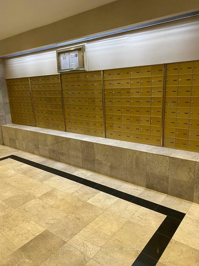 Photo de la propriété: 3233 Eglinton Avenue E 511 ON M1J 3N6