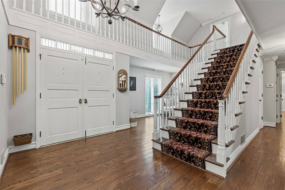 Property Photo: 152 Devonwood Dr PA 15241