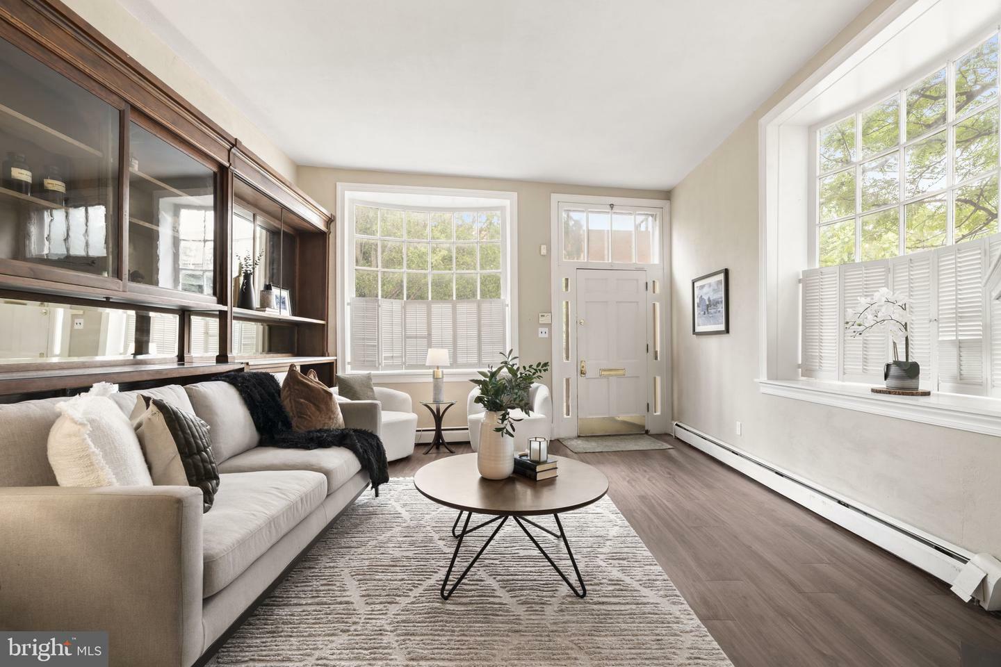 Property Photo: 858 S Front Street PA 19147