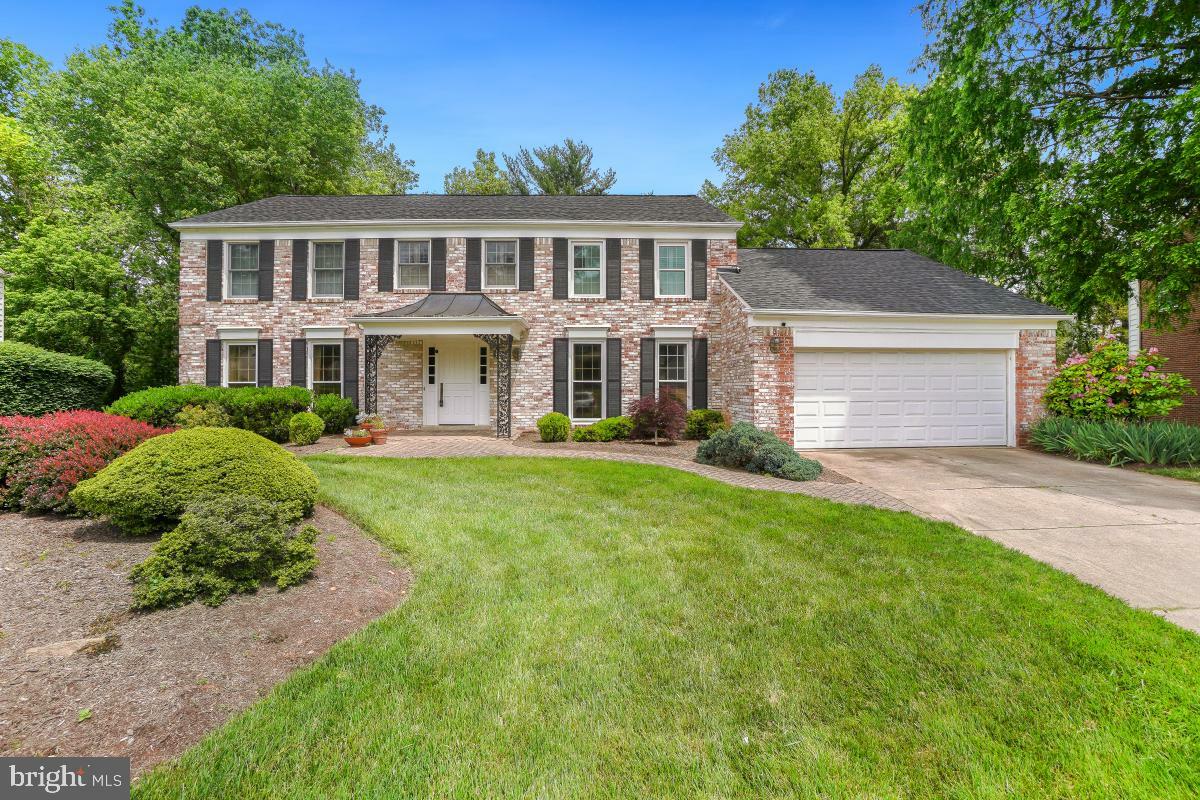 Property Photo: 12817 Huntsman Way MD 20854