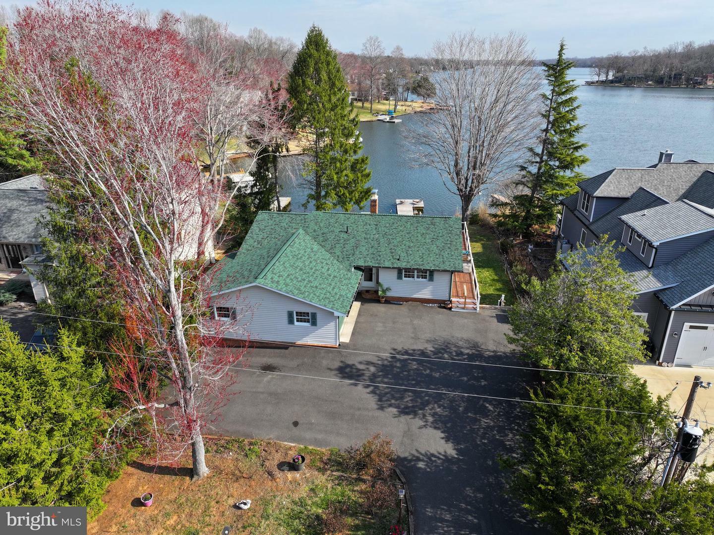 Property Photo: 107 Ramsay Road VA 22508