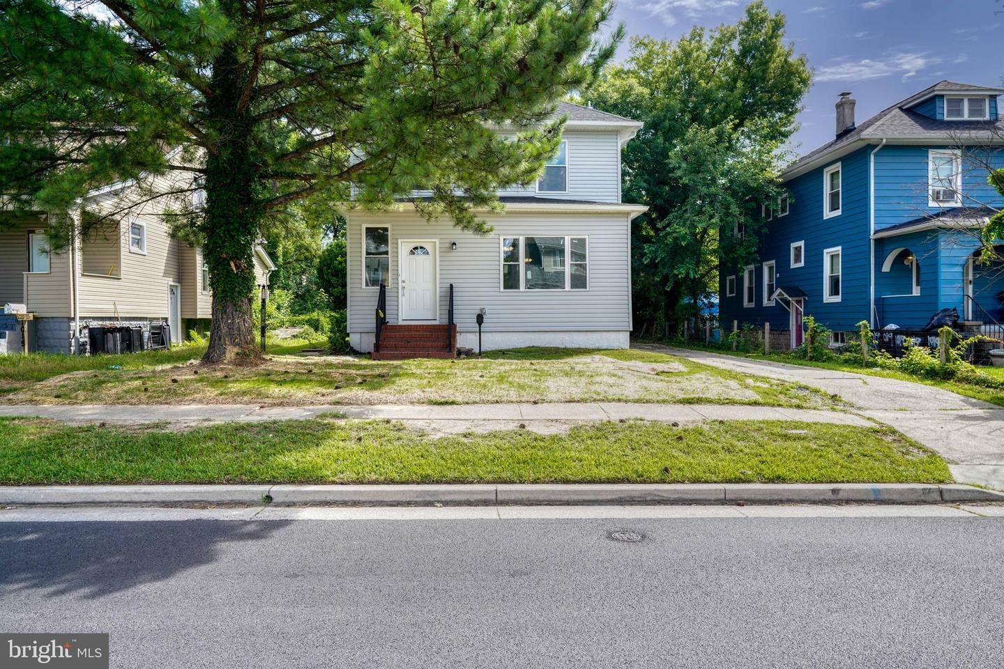 Property Photo: 1017 S Beechfield Avenue MD 21229
