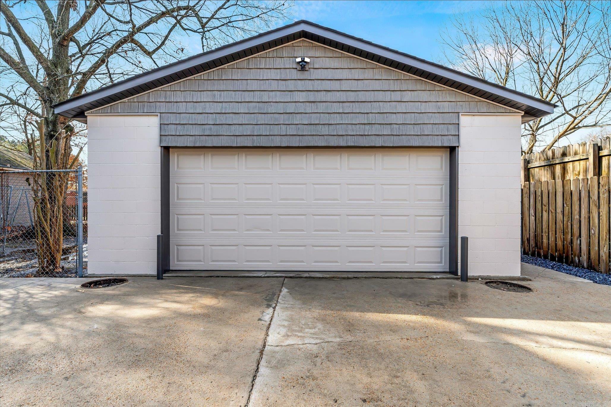 Property Photo: 202 S 14th Ave. AR 72450