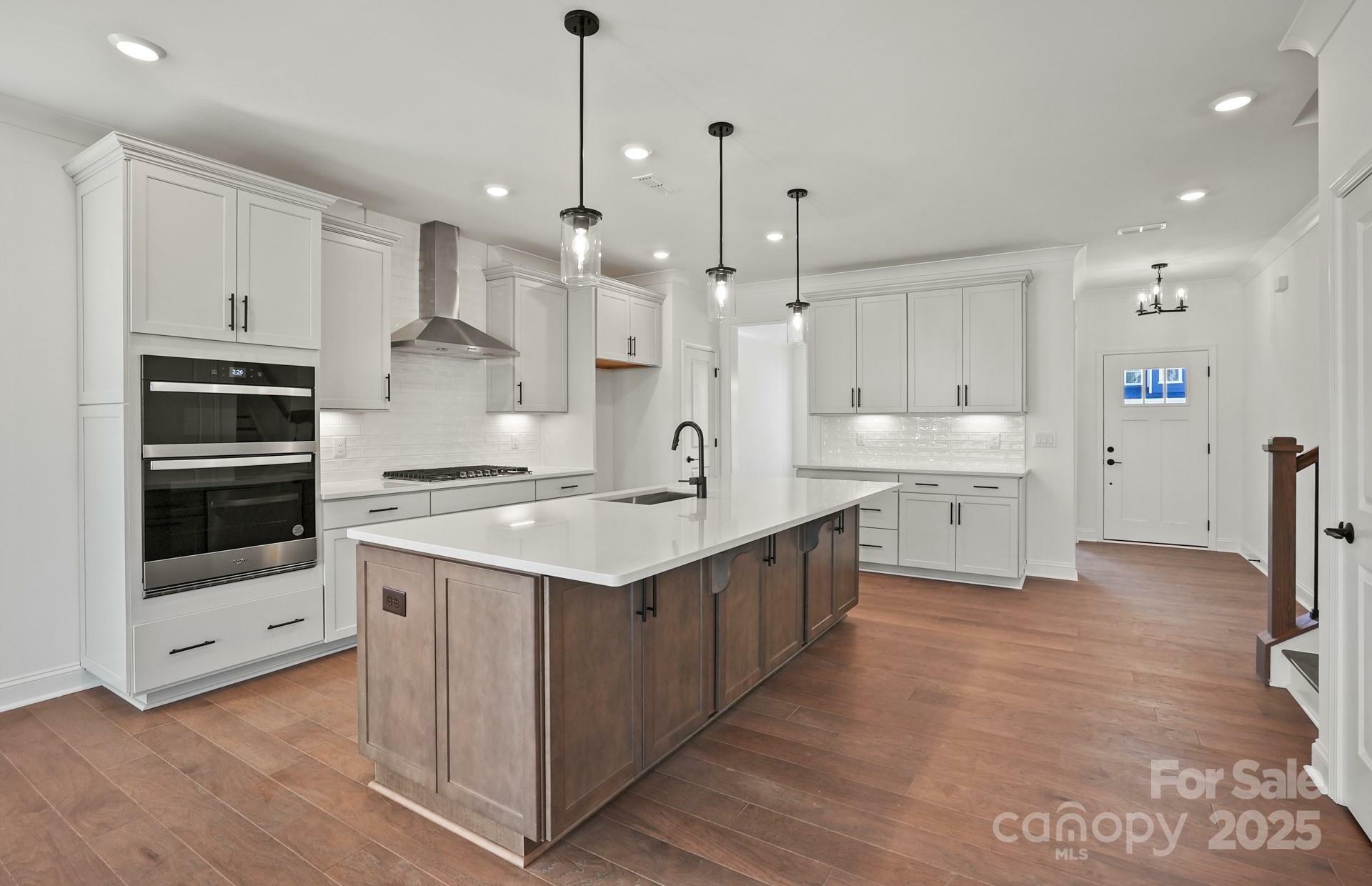 Property Photo: 1048 Waxhaw Crossing Drive 261 NC 28173
