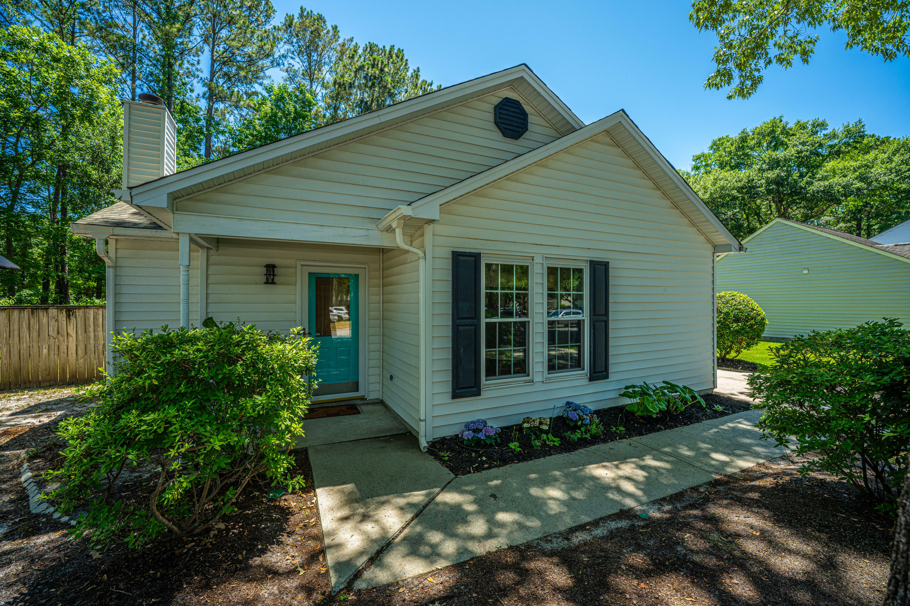 Property Photo: 2016 Wild Flower Lane SC 29414