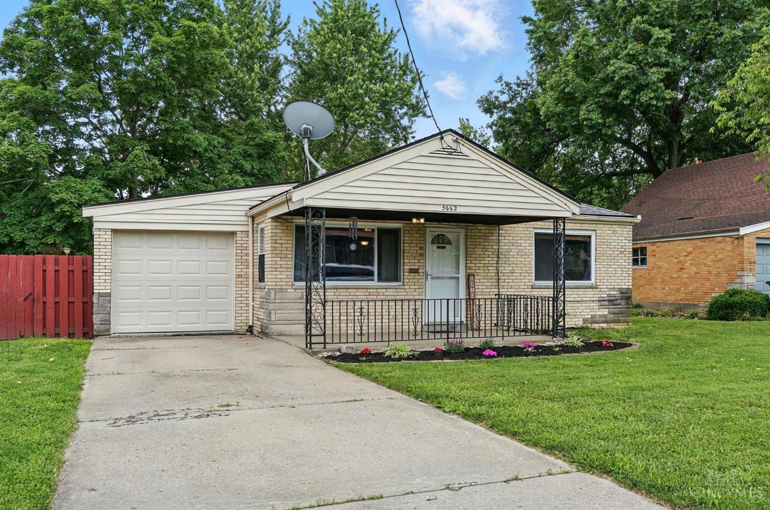 Property Photo: 5662 Lauderdale Drive OH 45239