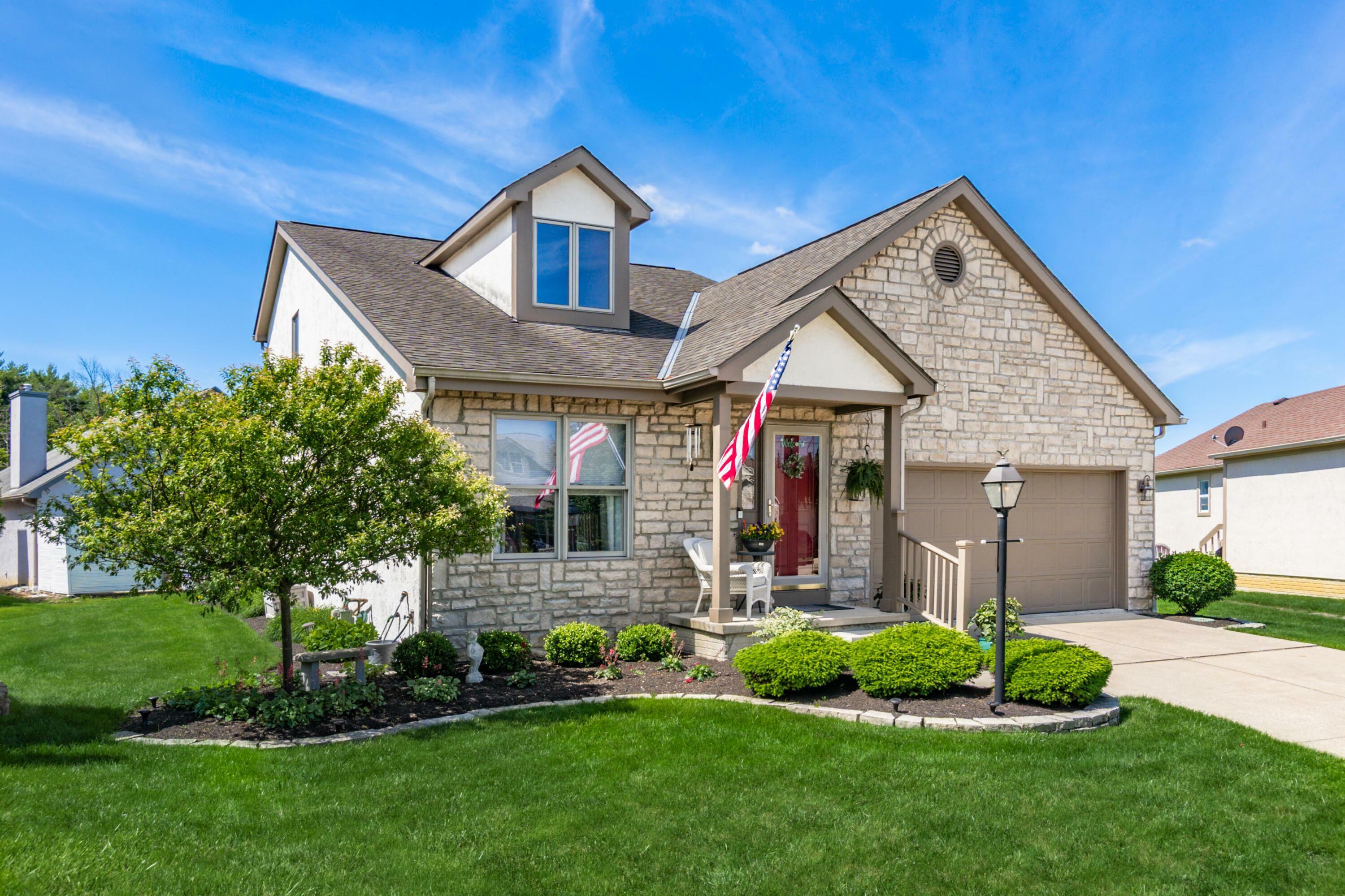 Property Photo: 4995 Softwood Court OH 43081