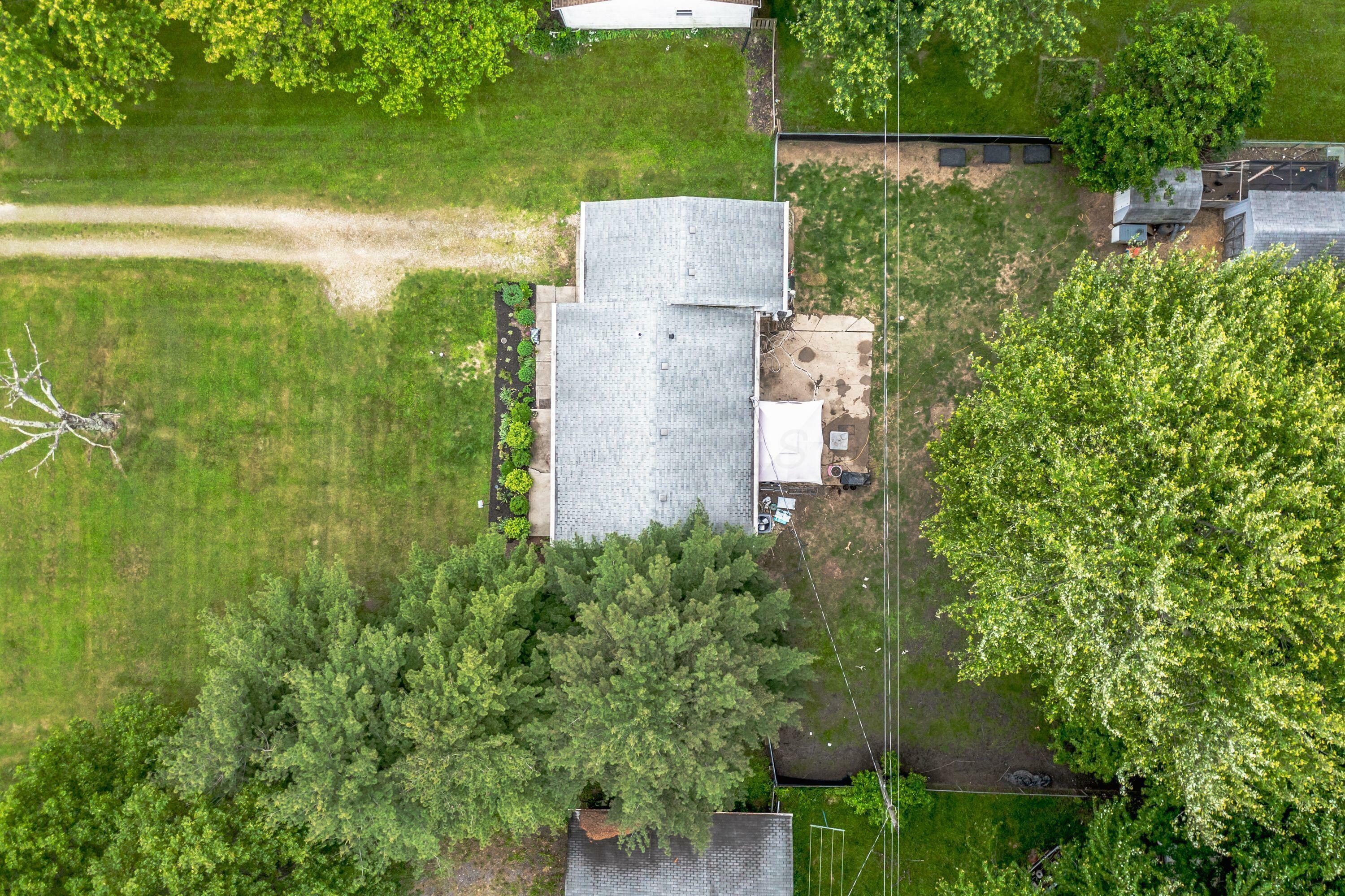 Property Photo: 5250 Summit SW Road OH 43062