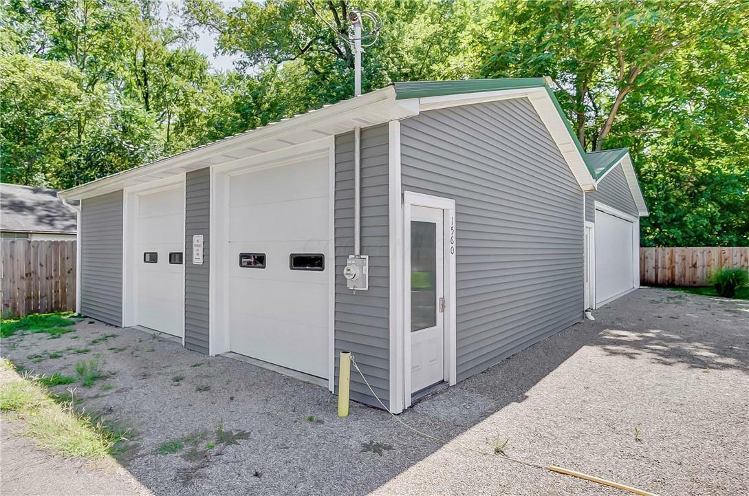 Property Photo: 1560 Russell Avenue OH 43701