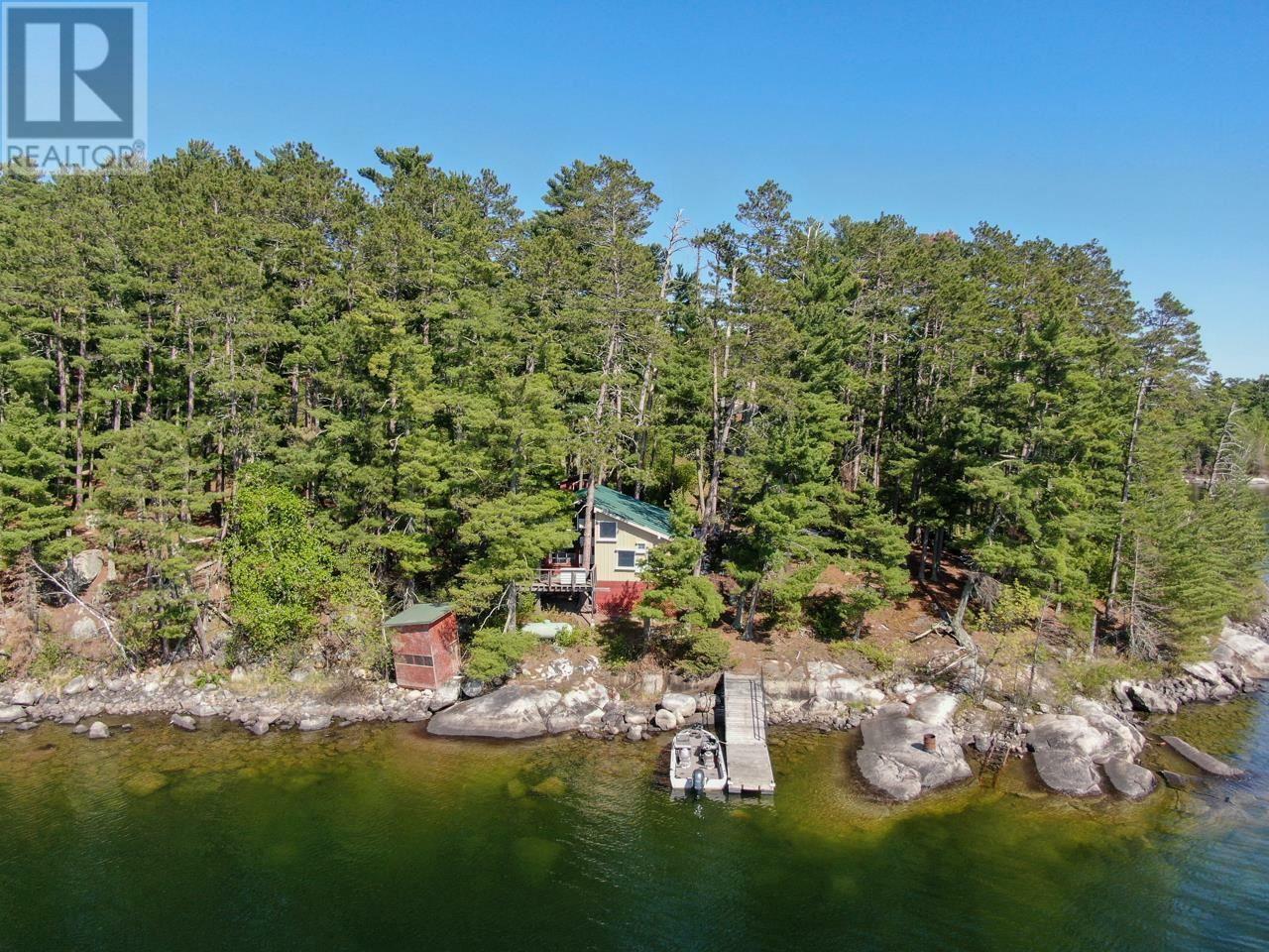 56 Whitefish Bay Island 126  Sioux Narrows ON P0X 1N0 photo