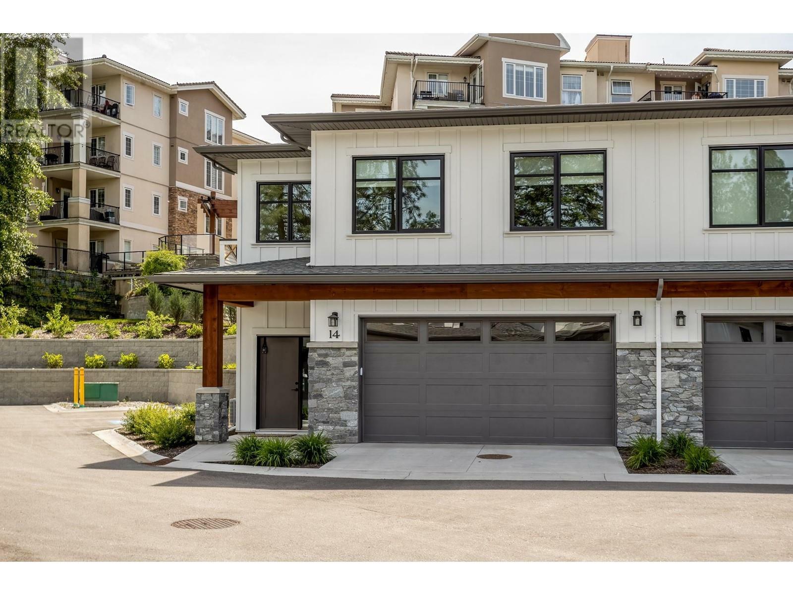 Property Photo: 1979 Country Club Drive 14 BC V1V 0H6