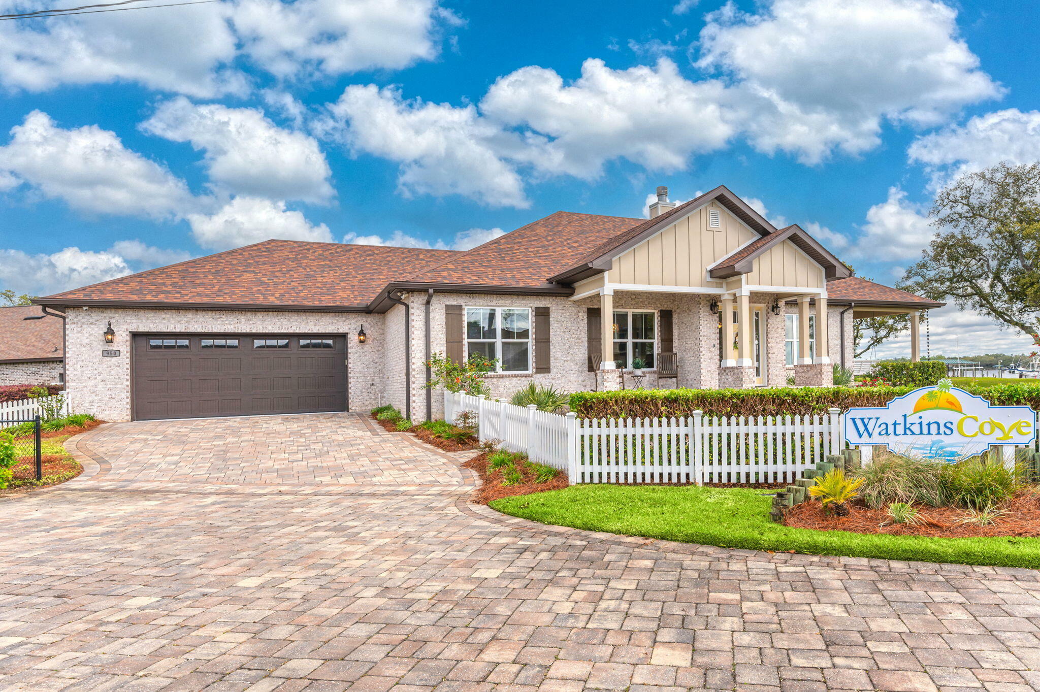 Property Photo: 950 Harrelson Drive FL 32547