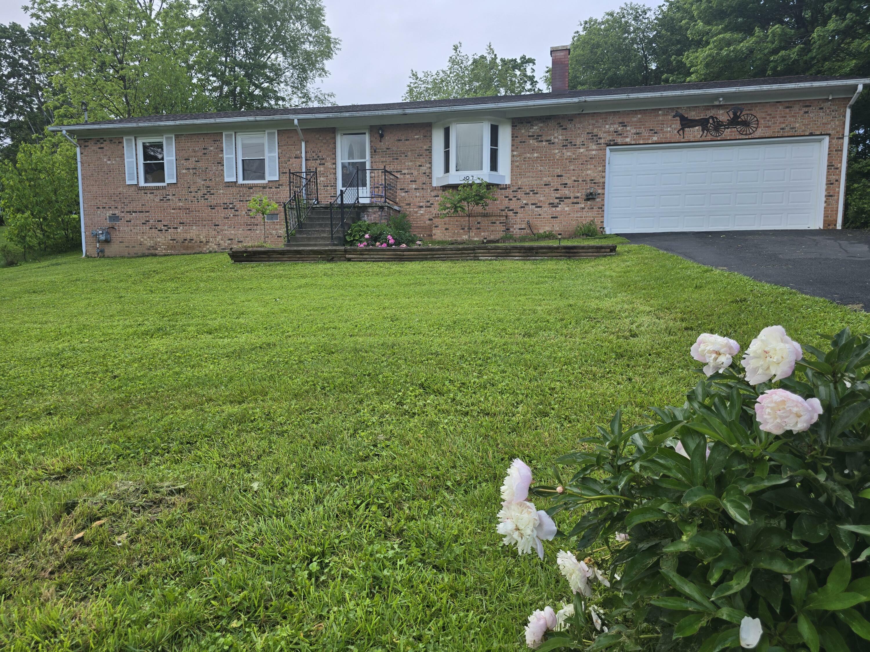 Property Photo: 307 Fairview Heights Rd WV 26651