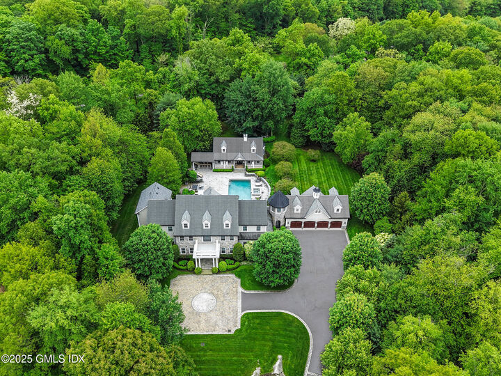 34 Carrington Drive  Greenwich CT 06831 photo