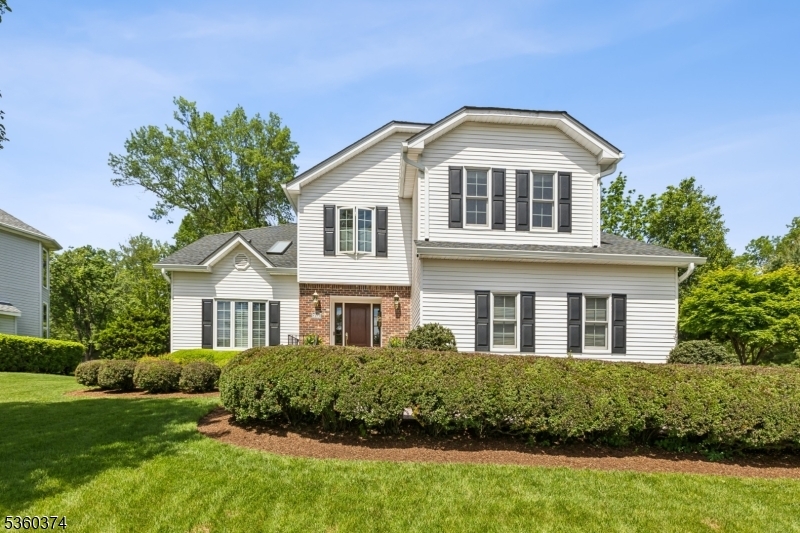 Property Photo: 17 Steeple Chase Ct NJ 07921