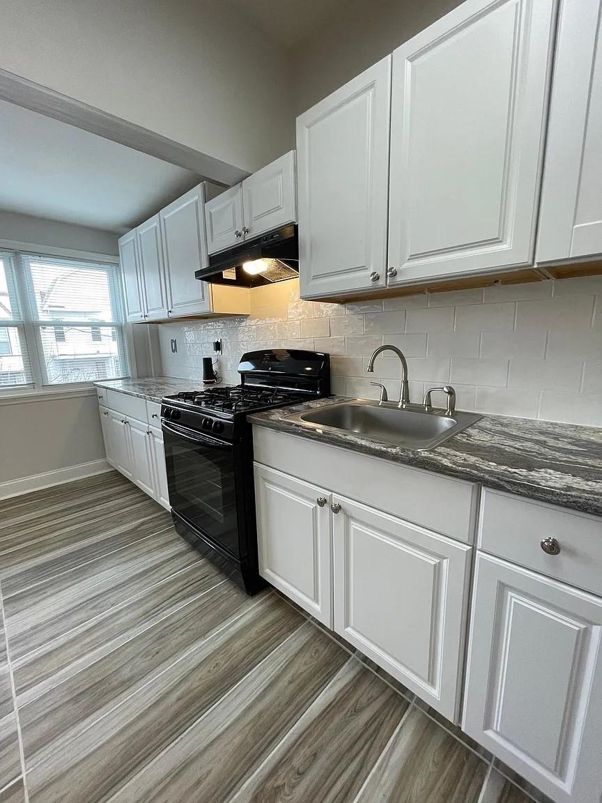 Property Photo: 273 Woodlawn Ave #2 NJ 07305