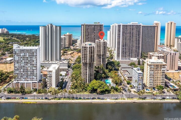 300 Wai Nani Way 1902  Honolulu HI 96815 photo