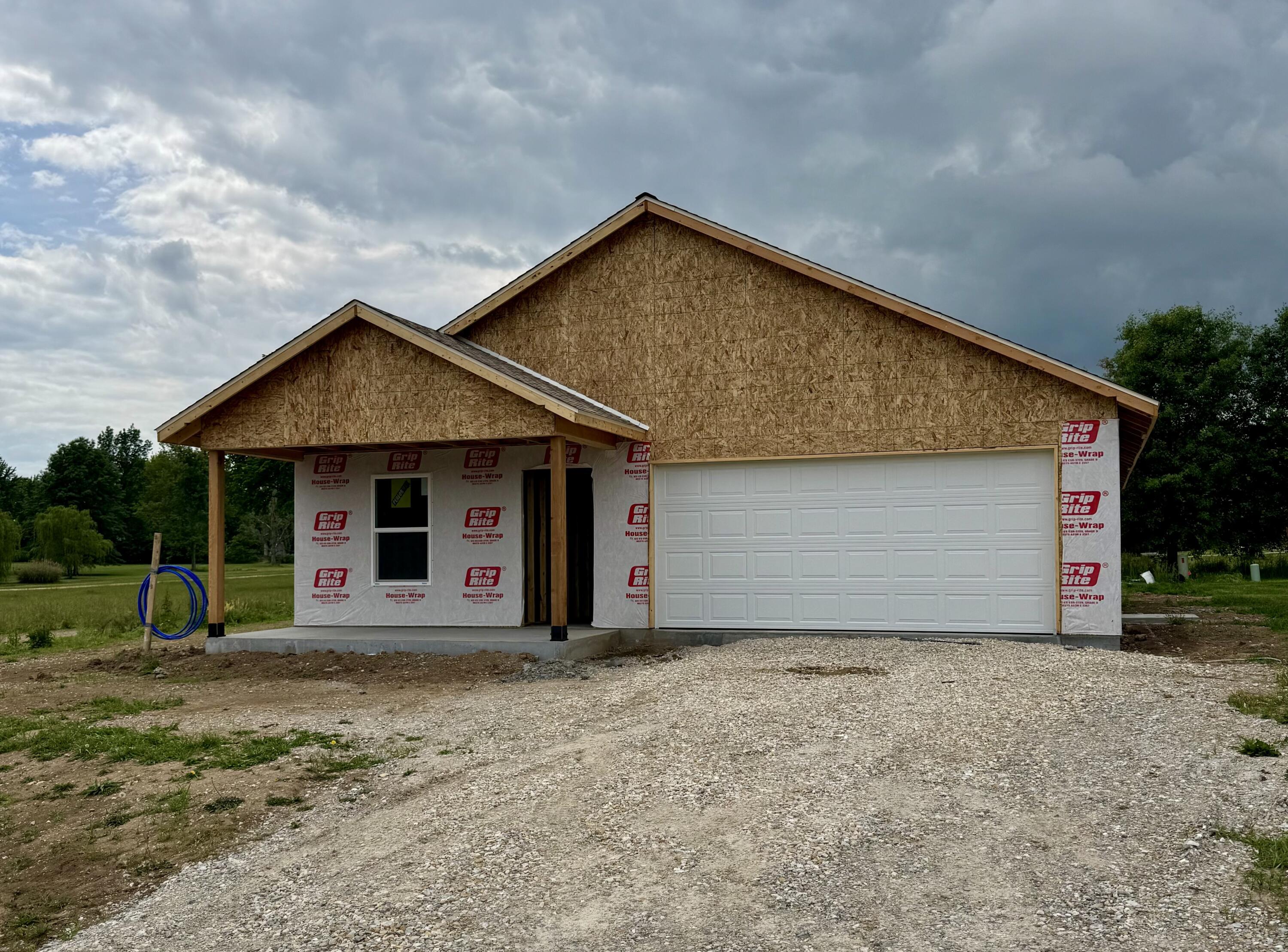 Property Photo: 519 Bradley Street MO 65231