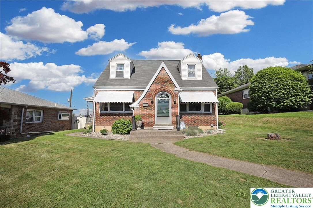 Property Photo: 613 S Hoffert Street PA 18015