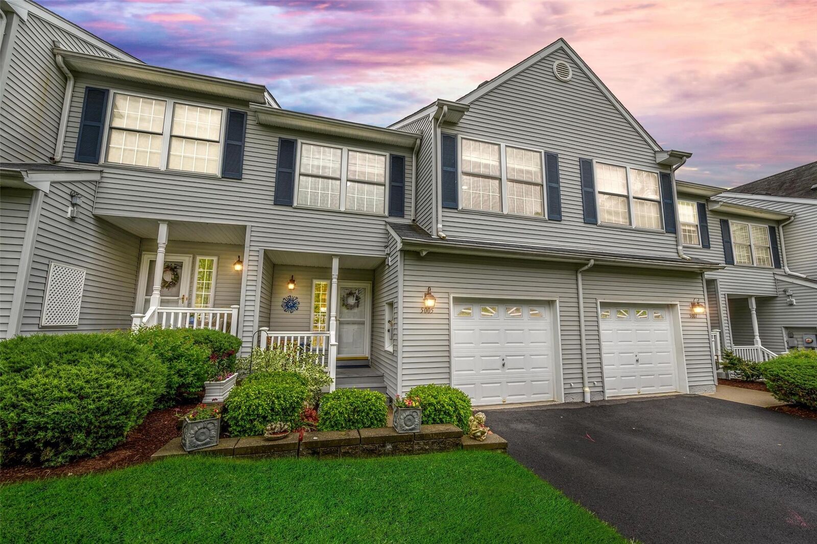 Property Photo:  5005 John Hancock Court 100  NY 12553 