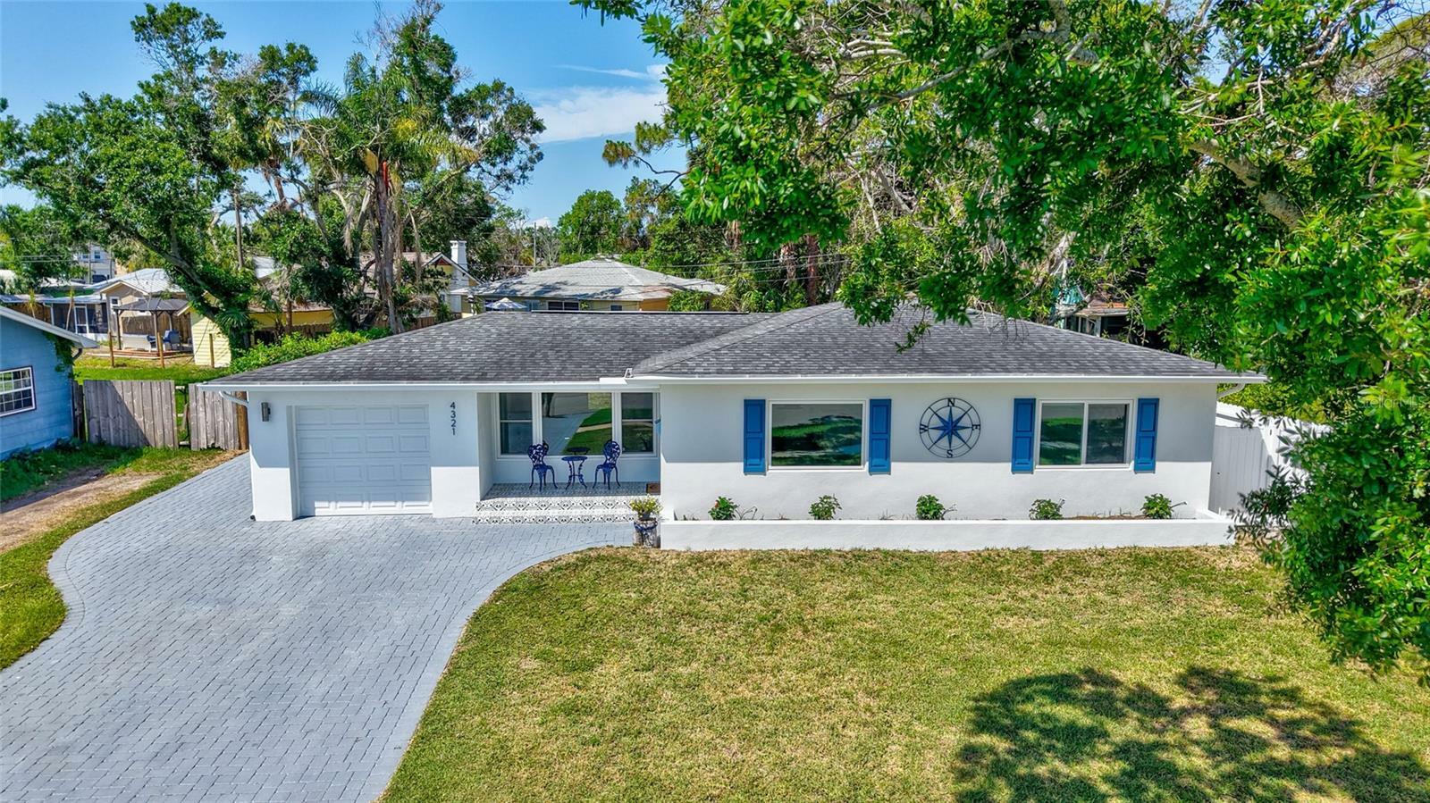 Property Photo: 4321 Sunrise Drive S FL 33705