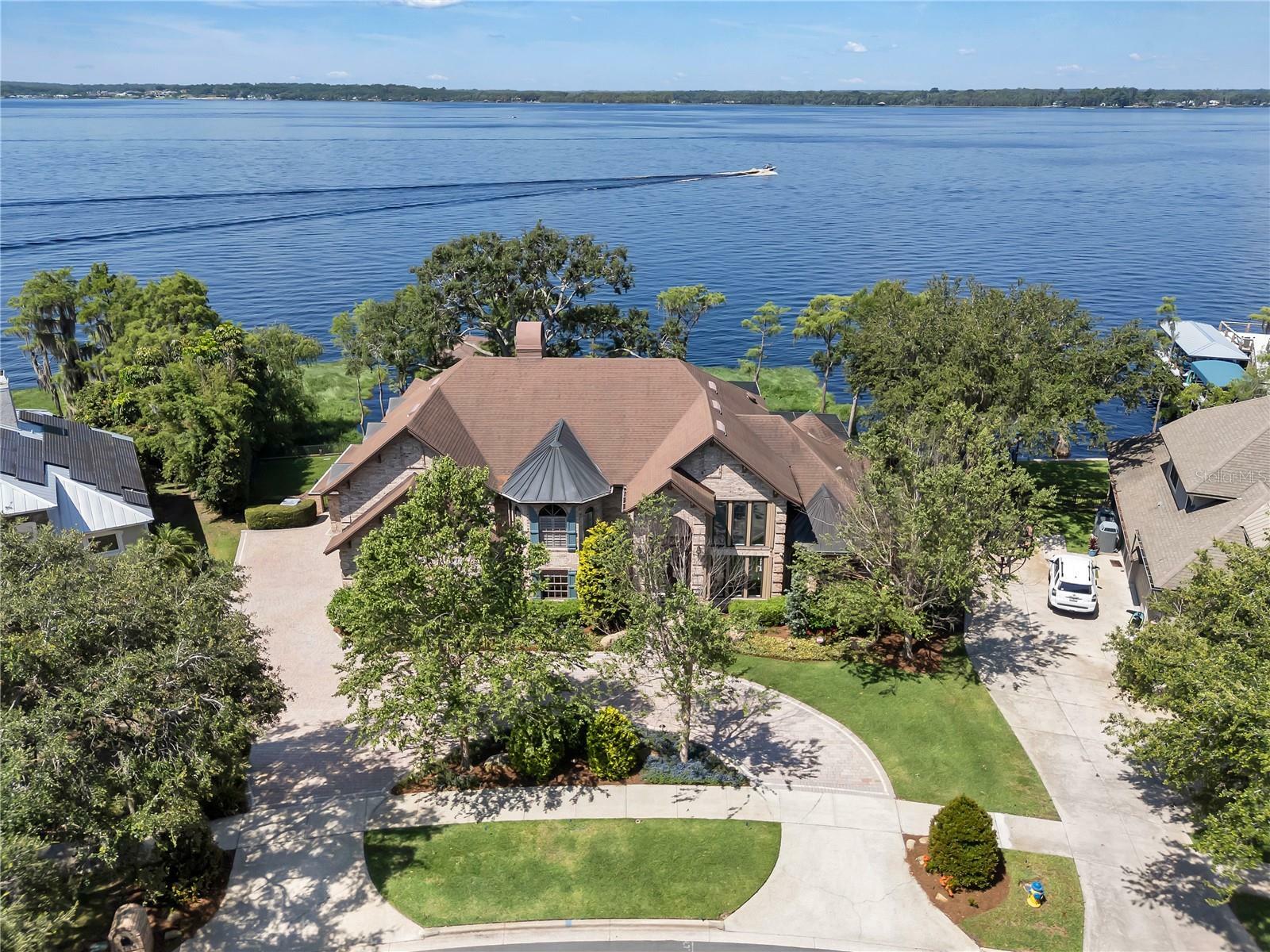 Property Photo: 1956 Brantley Circle FL 34711