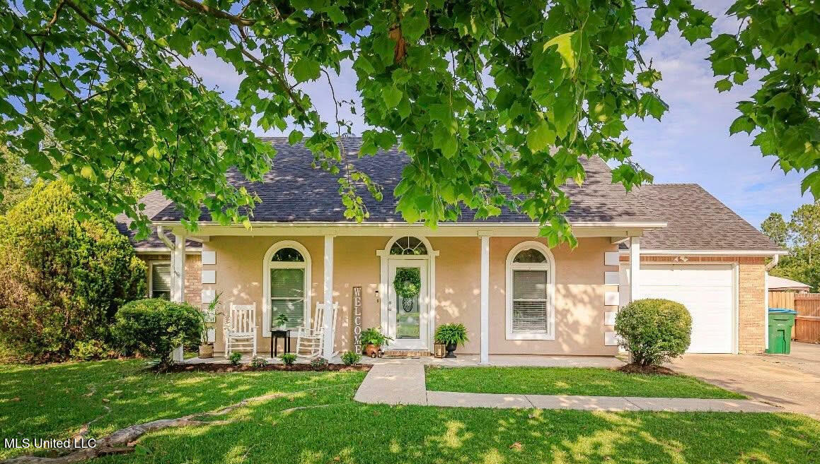 Property Photo: 8730 Boxwood Lane MS 39553