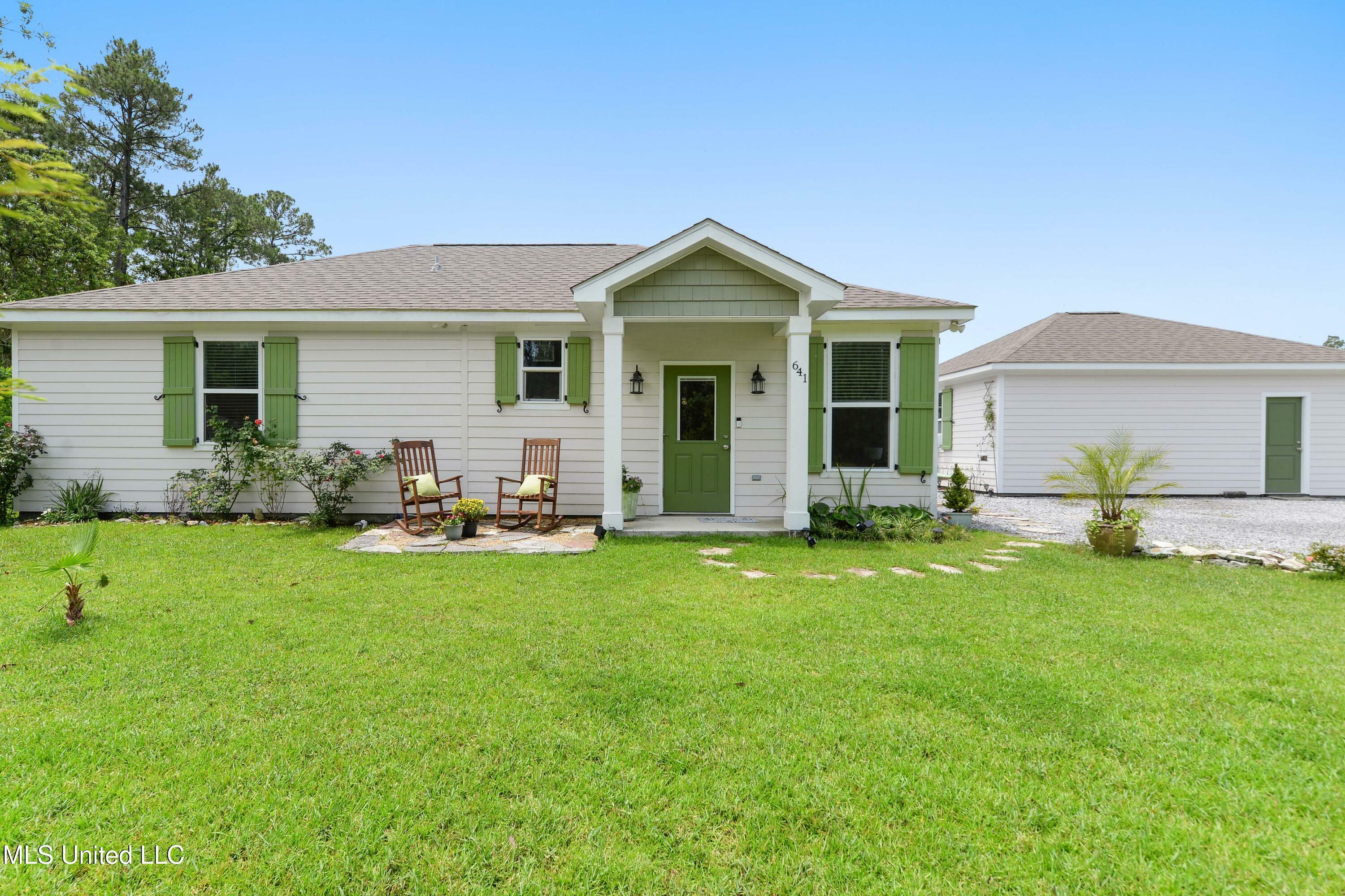 Property Photo: 641 Saint Anthony Street MS 39576