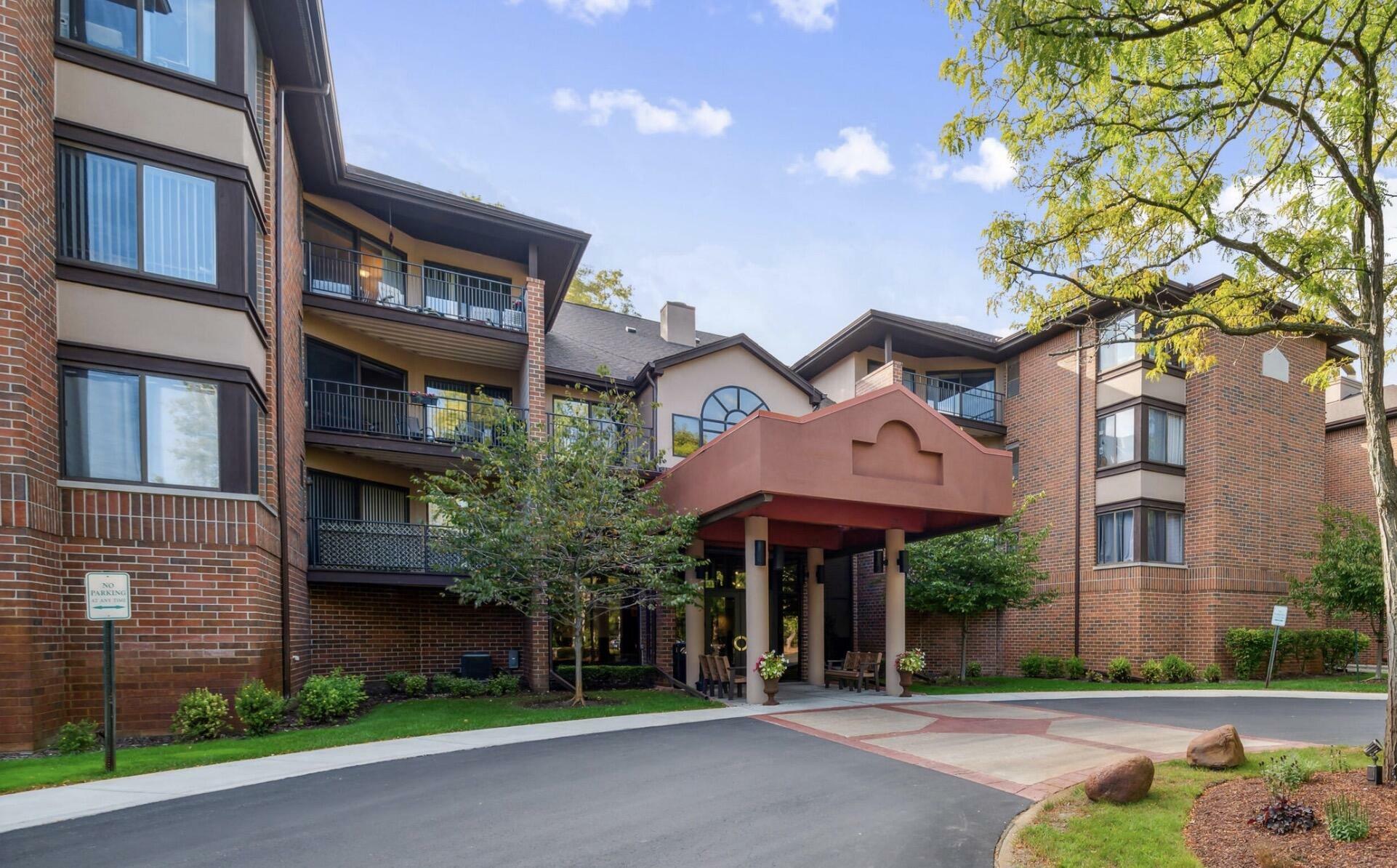 Property Photo: 1600 W Green Tree Rd 135 WI 53209