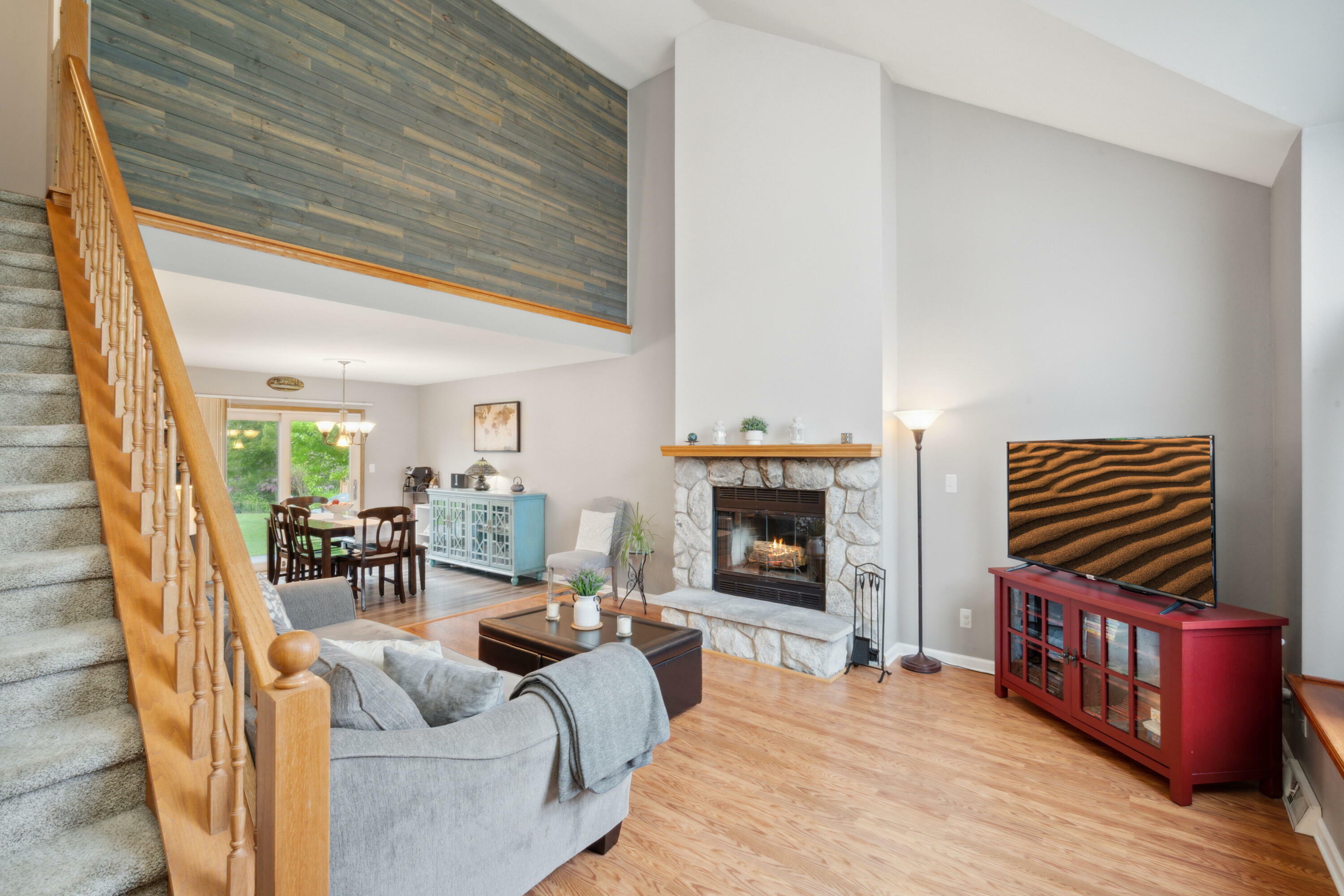 Property Photo:  3020 E Diane Dr  WI 53154 