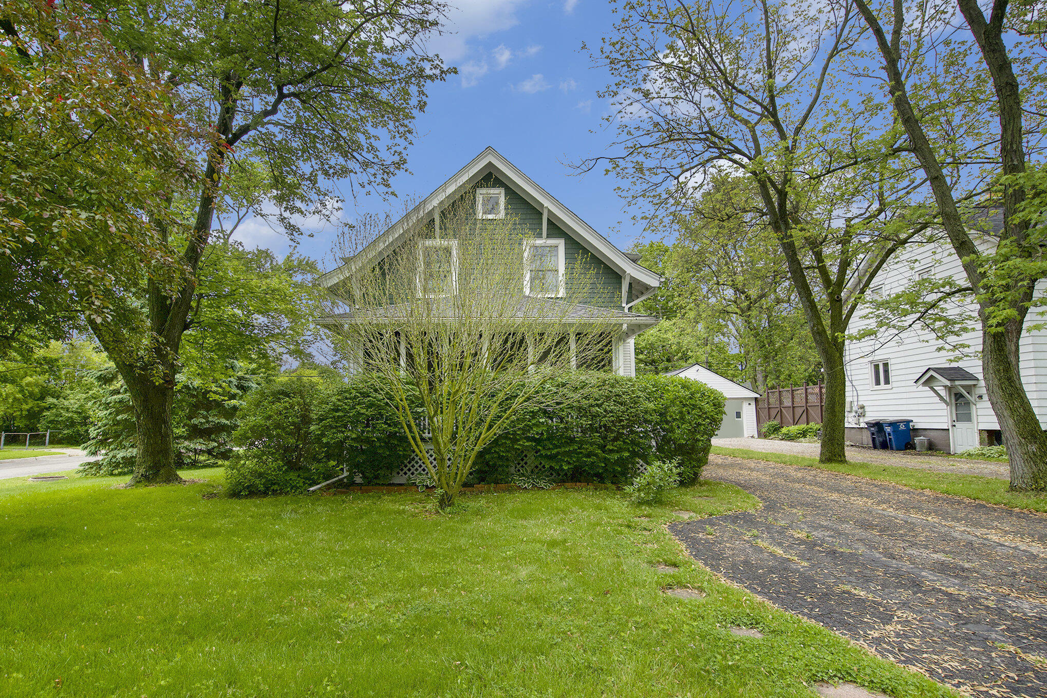 Property Photo: 3209 Springbrook Street MI 48108