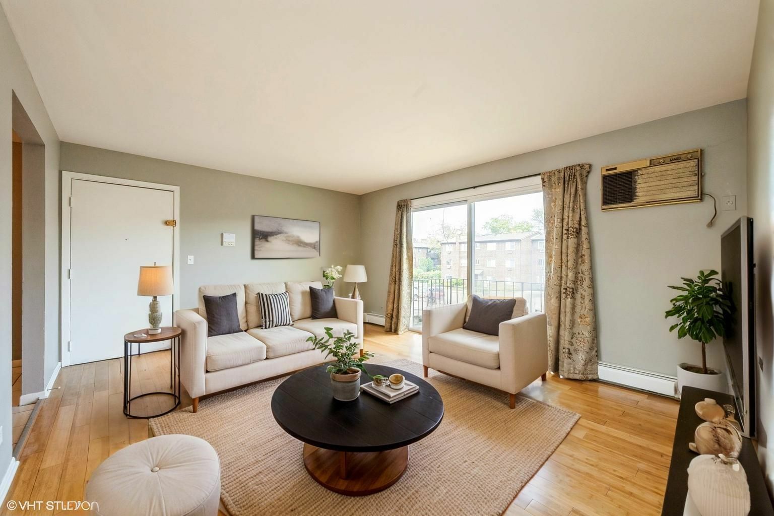 Property Photo:  1315 N Baldwin Court 2C  IL 60074 
